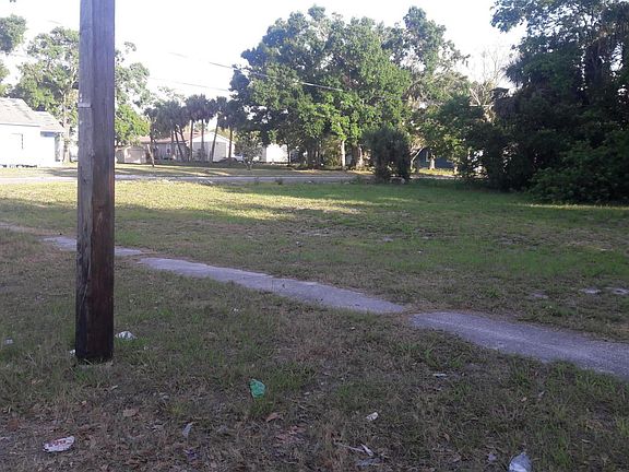 3rd image of 815 Palmetto St