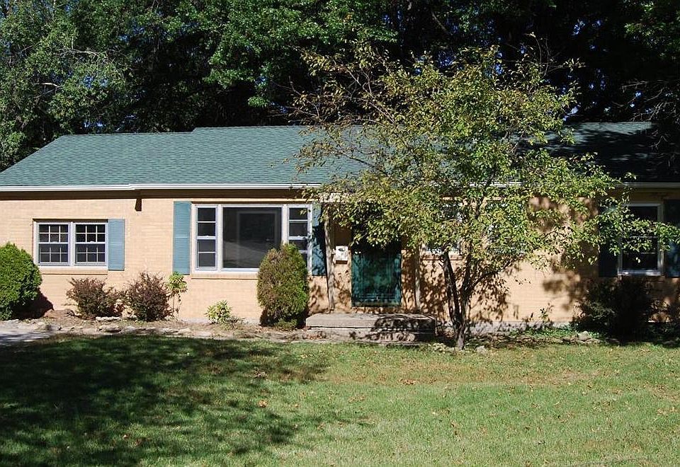 1st image of 1512 SW Highway Ln