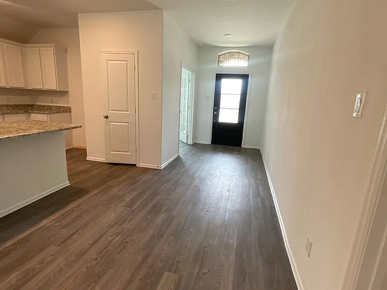 7519 Auburn Haven Trl — Photo 5