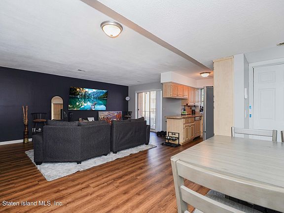 4th image of 85 Elmwood Park Dr APT 60