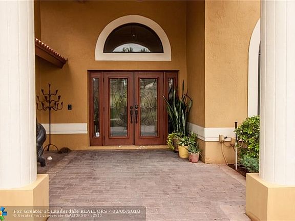 5th image of 8225 NW 40th Ct
