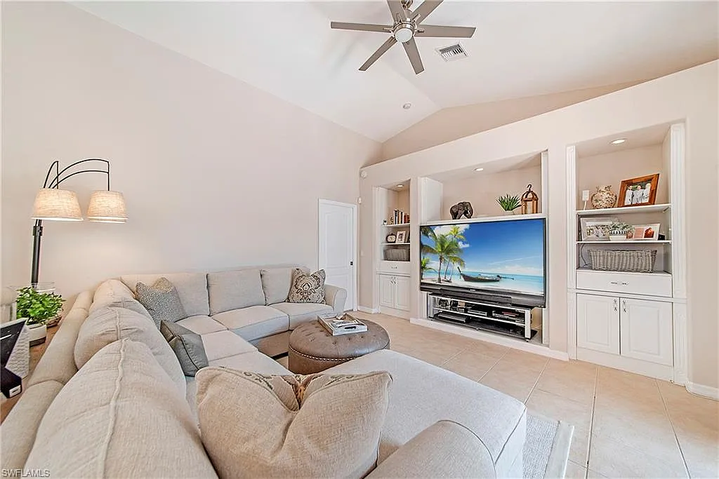 3 bed, 3.0 bath, 2296 sqft, $12,000 — Photo 1