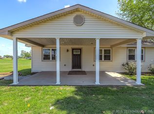 18203 N Lewis Ave, Skiatook, OK 74070