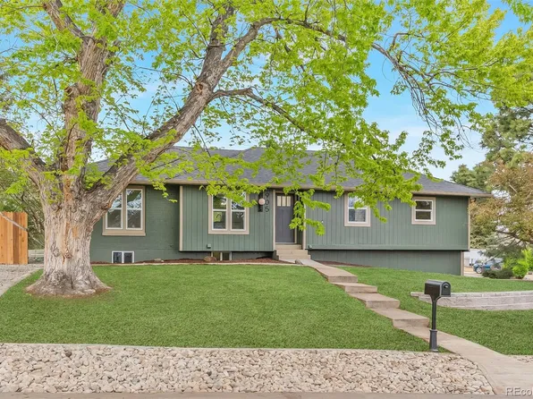 905 S Vance Street, Lakewood, CO 80226