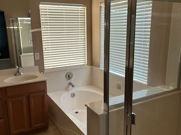 181 Royal River Dr, Yuba City, CA 95991