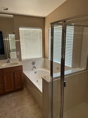181 Royal River Dr Photo 1