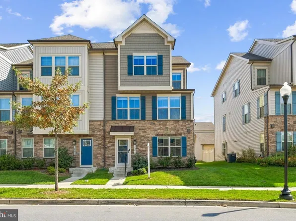 3561 Shady Pines St, Frederick, MD 21704