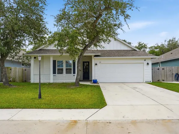 170 Shady Terrace Ln, Rockport, TX 78382