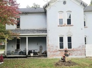 434 N Mill St, Nashville, IL 62263