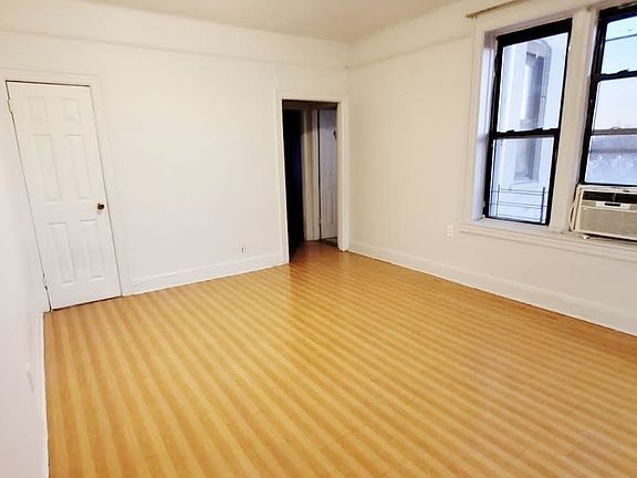 4th image of 50-12 46th St #2DD