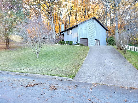 4th image of 701 Marboro Dr