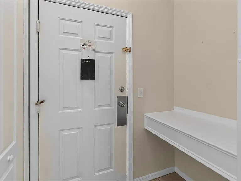 5002 Mangrove Aly #102 — Photo 6
