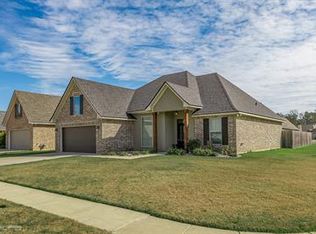 312 Coppice Pl, Bossier City, LA 71111