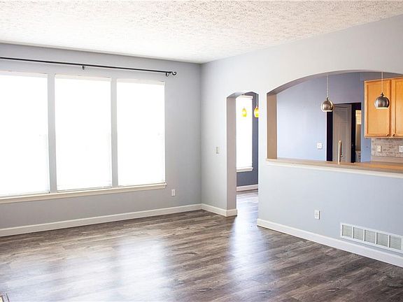 5th image of 37080 Chaddwyck Ln