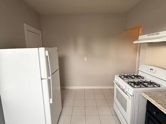 3rd image of 191 Wooster St APT 3D