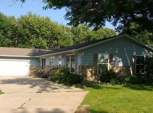 1632 Brickville Rd, Sycamore, IL 60178