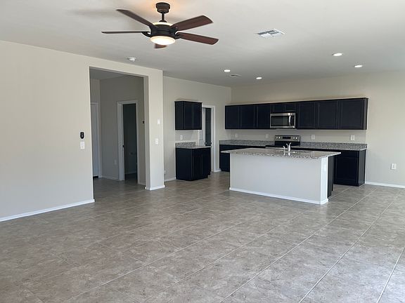 3rd image of 36597 W Santa Clara Ave