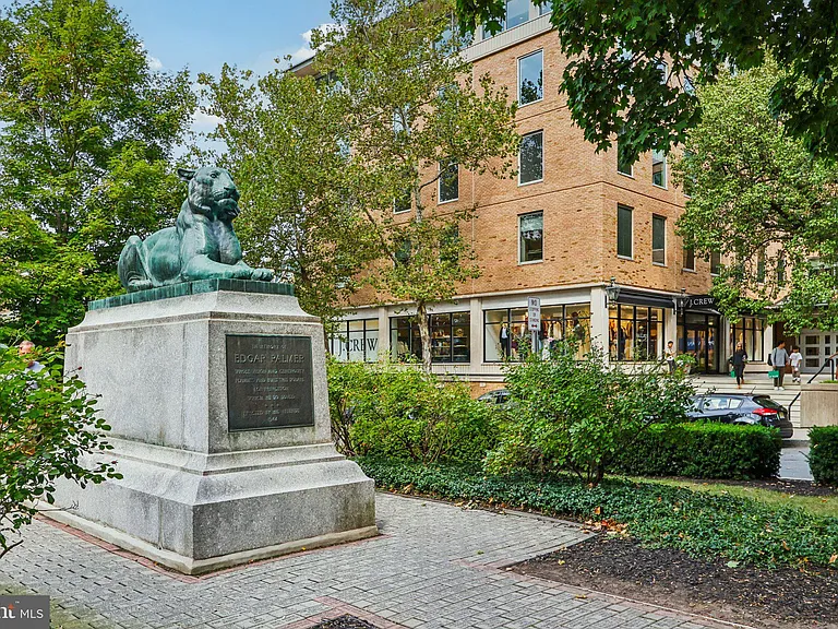 31 Palmer Sq W #A — Photo 22