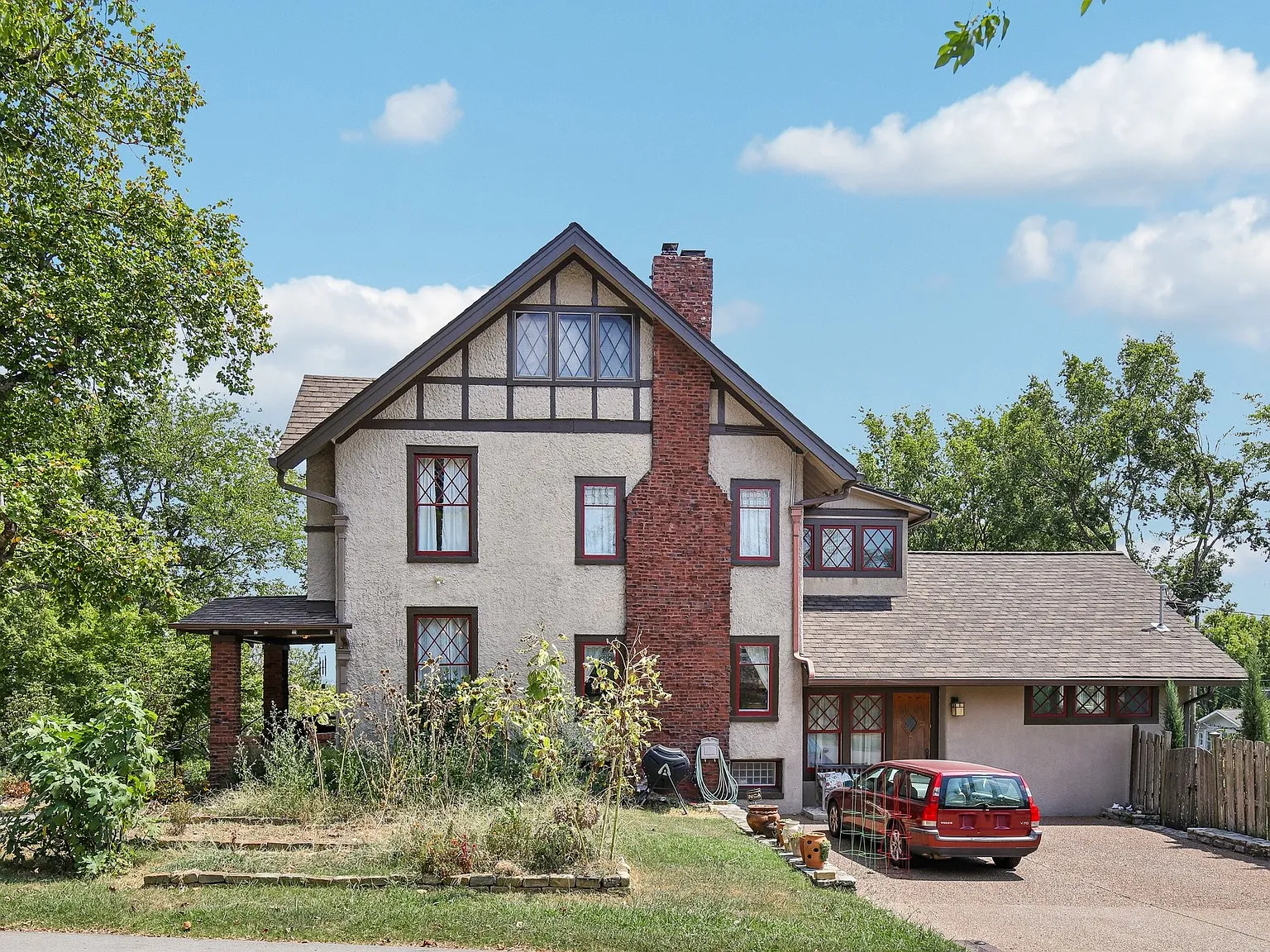 5 bed, 4192 sqft, $7,000 — Photo 3