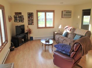 328 Roby Rd APT 1, Stoughton, WI 53589