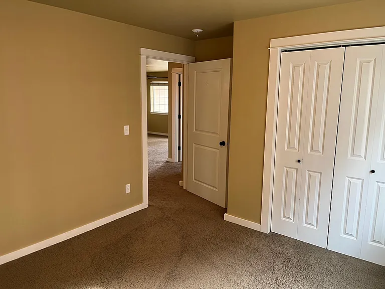 2240 E Baxter Ln #5 — Photo 10