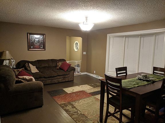 4th image of 3137 S Westwood Pl