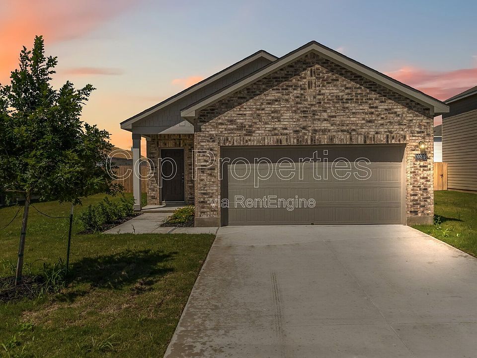 1st image of 10219 Pine River Dr