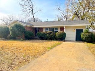 210 Gilbert Dr, Little Rock, AR 72205