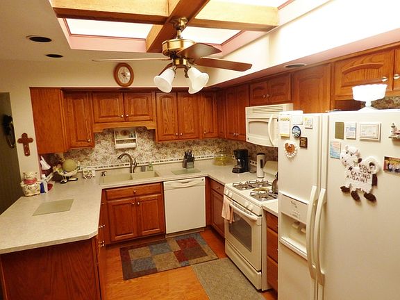5th image of 6328 Knollwood Dr
