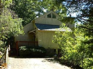 310 Foot Hills Dr, Cleveland, GA 30528