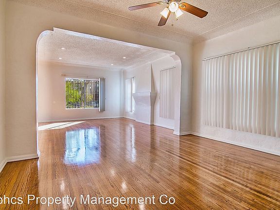 4th image of 1461 S Bedford St #8141002