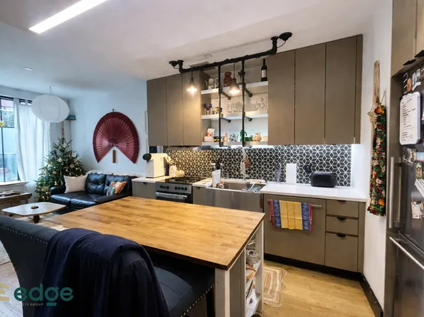 82 Jefferson Street image 1 of 11