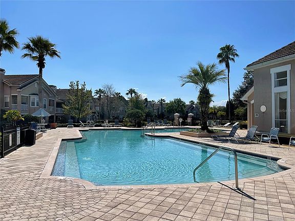 3rd image of 18119 Villa Creek Dr #18119