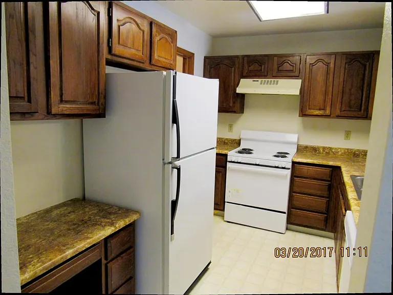 375 Wildrose Ln — Photo 5