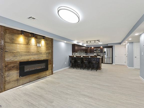 4th image of 499 New Brunswick Ave #C