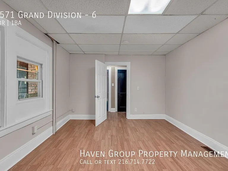 9571 Grand Division Ave #6 — Photo 10