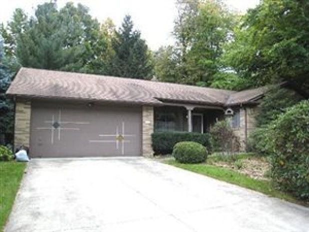 1st image of 24828 Rockledge Ln