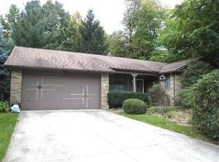 24828 Rockledge Ln, Richmond Heights, OH 44143