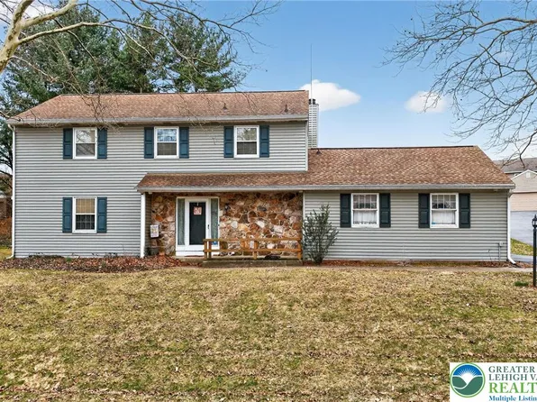 7914 Woodsbluff Run, Fogelsville, PA 18051