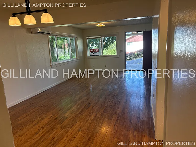 725 SW 7th St — Photo 26