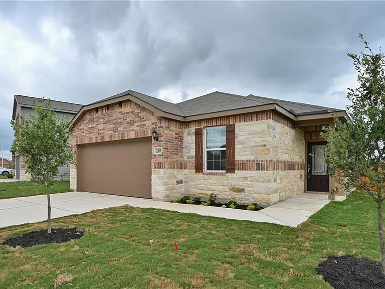 218 Mount Vernon Way — Photo 3