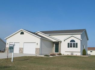 1203 18th Ave SE, East Grand Forks, MN 56721