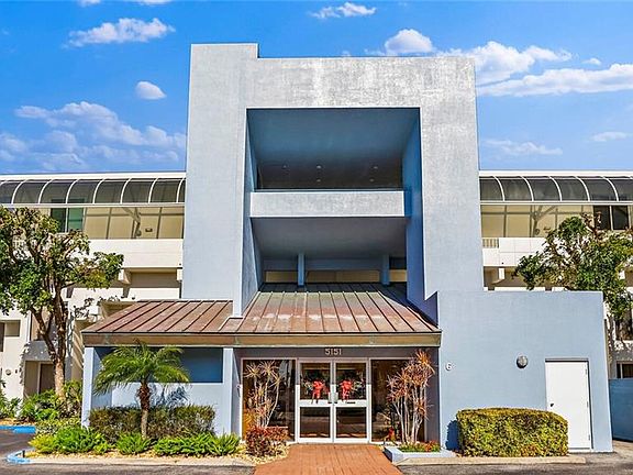 2nd image of 5151 Isla Key Blvd S APT 420