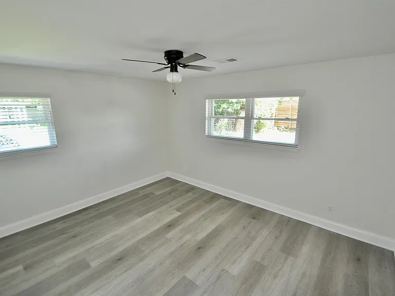 7634 Wynlea St — Photo 13