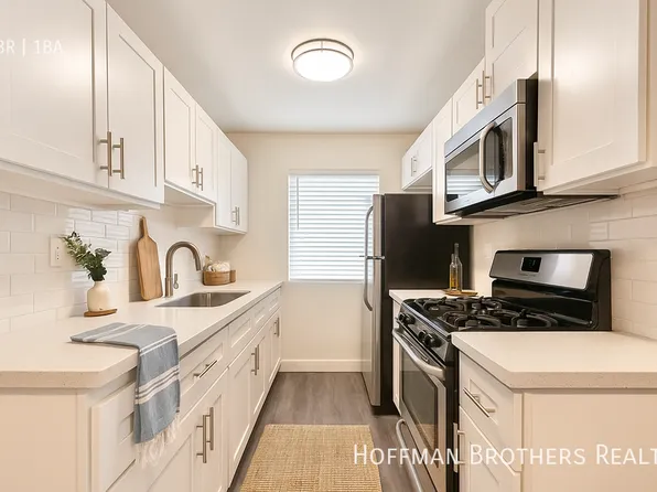 5128 De Longpre Ave #6, Los Angeles, CA 90027