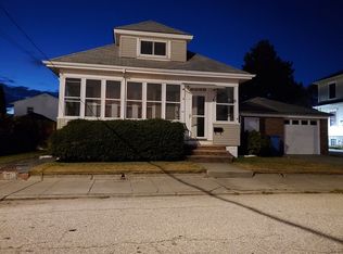 37 Victory St, Cranston, RI 02910