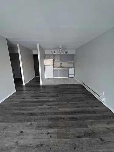 925 E 21st St #21 Photo 1