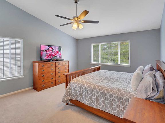 5th image of 1269 Karyn Ln