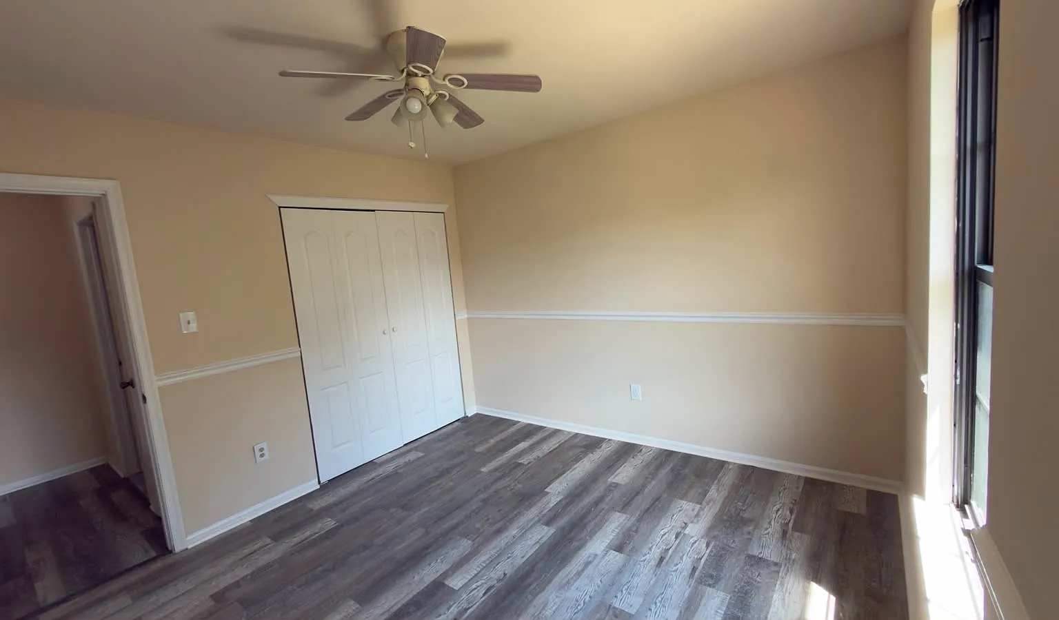 3 bed, 2.5 bath, 1452 sqft, $2,850 — Photo 3