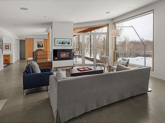 2nd image of 51 Rushford Valley Road